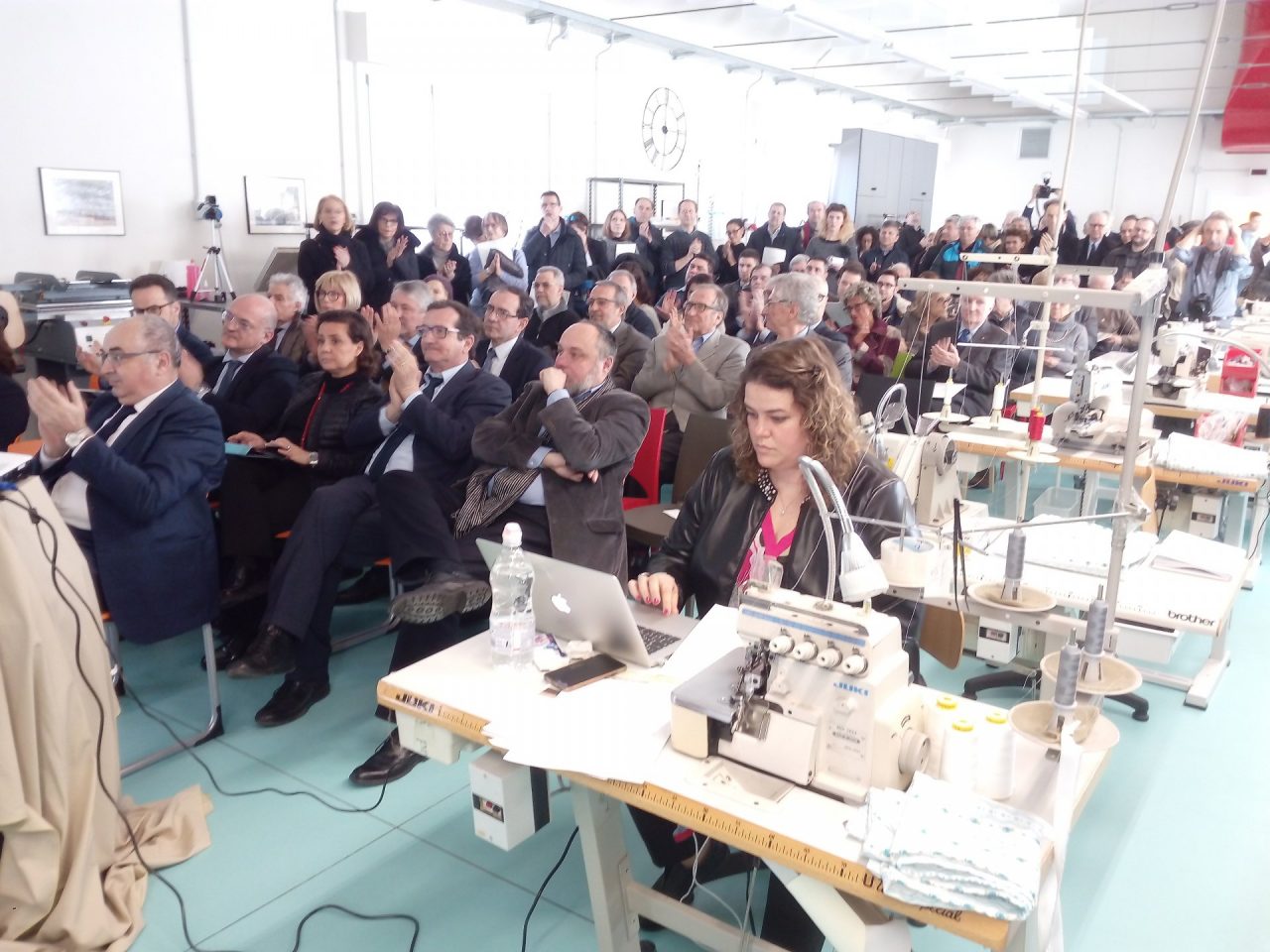 Sartoria E’: l’eccellenza artigiana incontra l’inclusione sociale