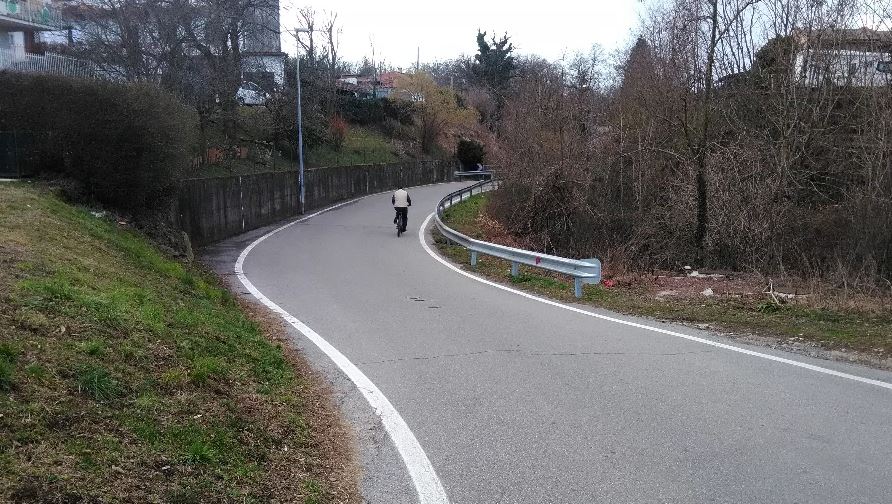 Voglio trovare quei due angeli che mi hanno soccorsa in via Montessori