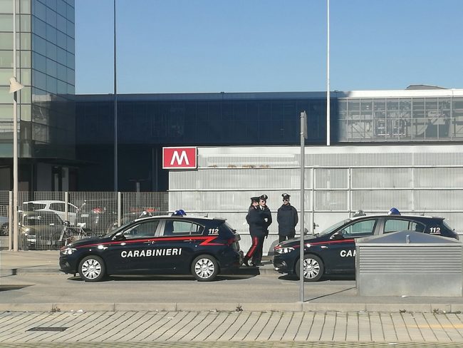 Evacuata la metro per possibile “pacco bomba”