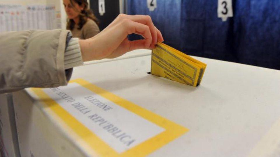 Elezioni, l’affluenza alle 19 a Novara e provincia e nel Vco