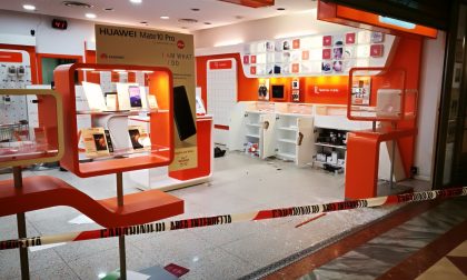 Cellulari rubati per 80mila euro
