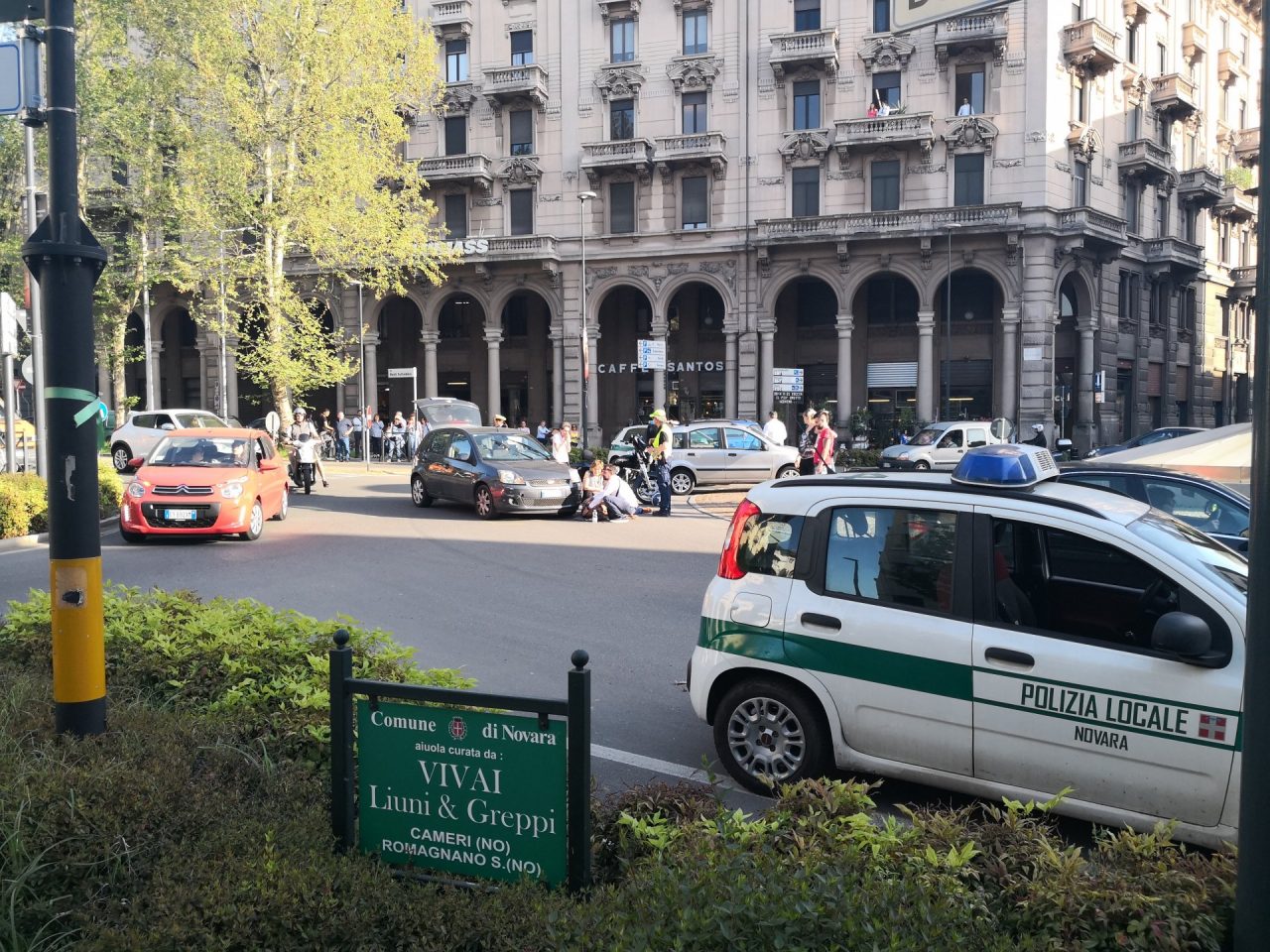 Motociclista investito in largo Don Minzoni