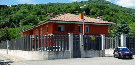 Ruba alla materna di Pisano: denunciato dai carabinieri