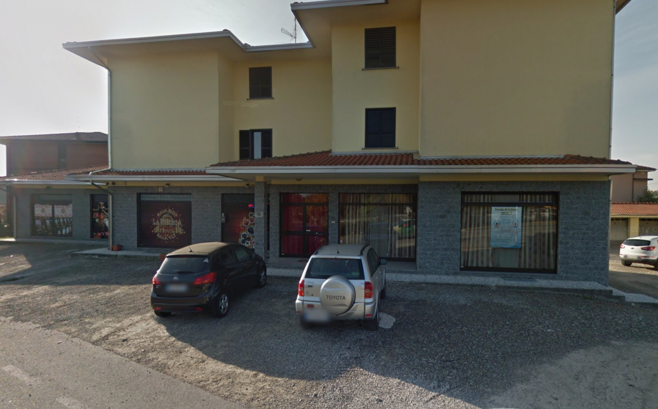 Punta il taglierino e scappa con l’incasso
