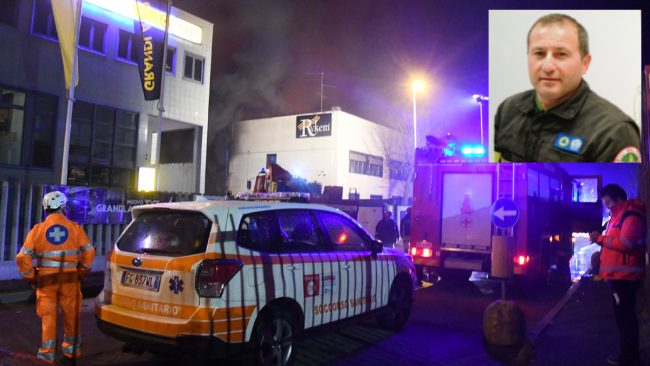 Vigile del fuoco muore nel crollo del capannone in fiamme a San Donato