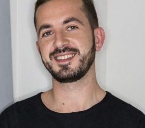 TvBoy a Novara accompagnato dal percussionista Filippo Monico