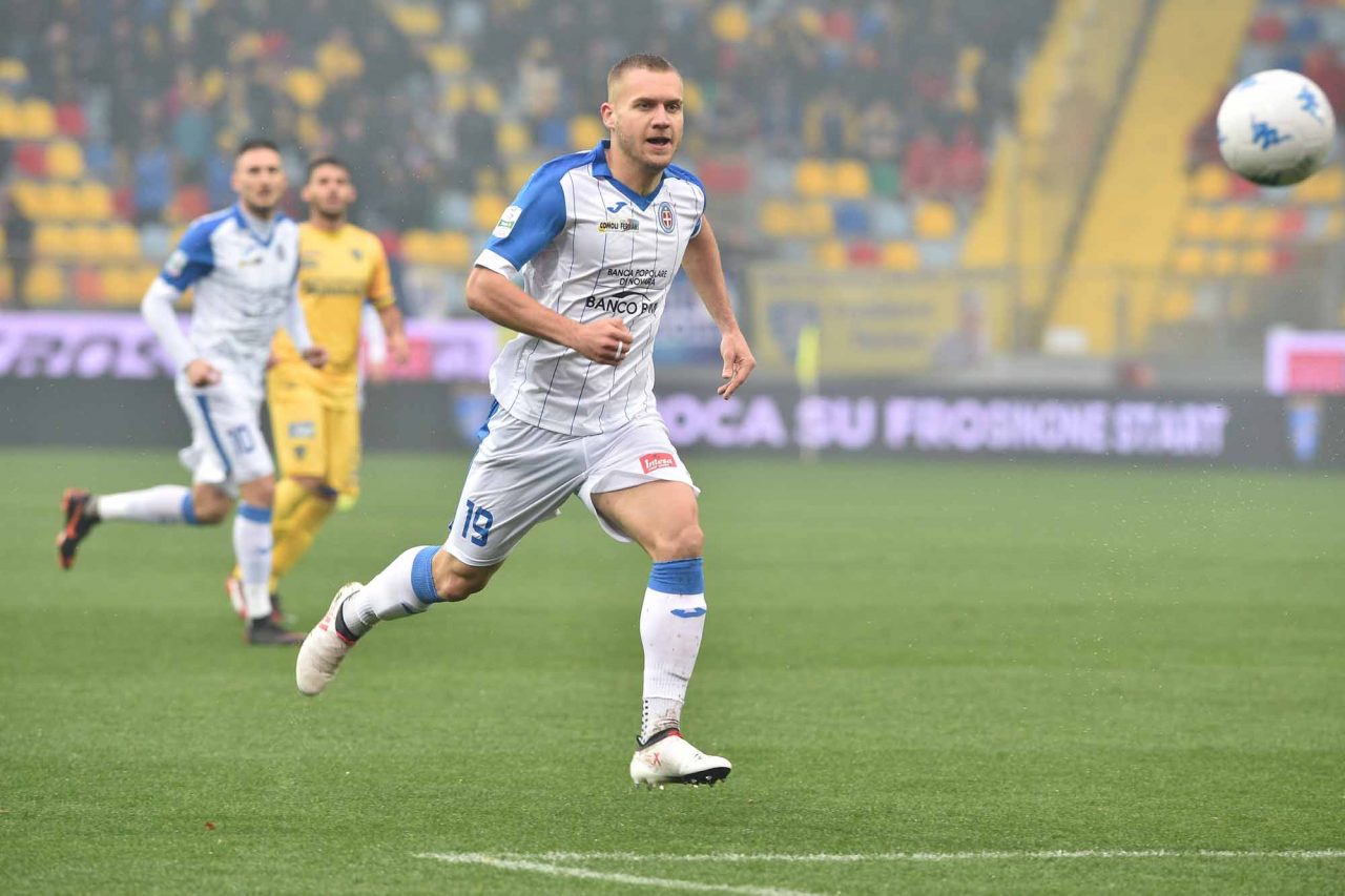 Per il Novara calcio a Bari un punto che sa di beffa