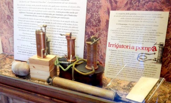 Clistere fu inventato da un vercellese