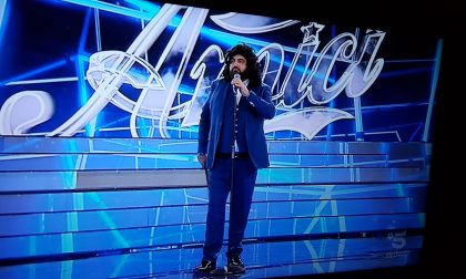 Cannavacciuolo star in tv: imita i cantanti