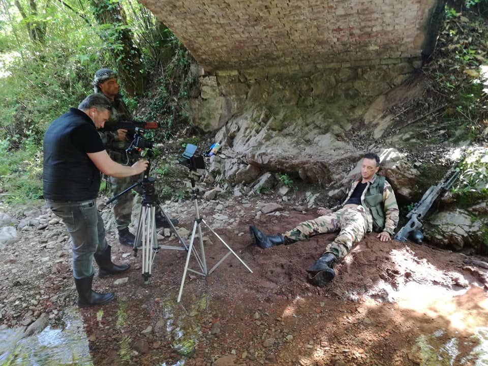 Regista gira cortometraggio nei boschi di Maggiora