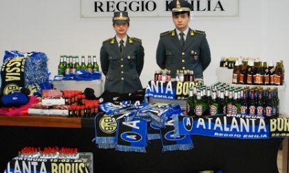 Bloccato container con 90.000 prodotti falsi
