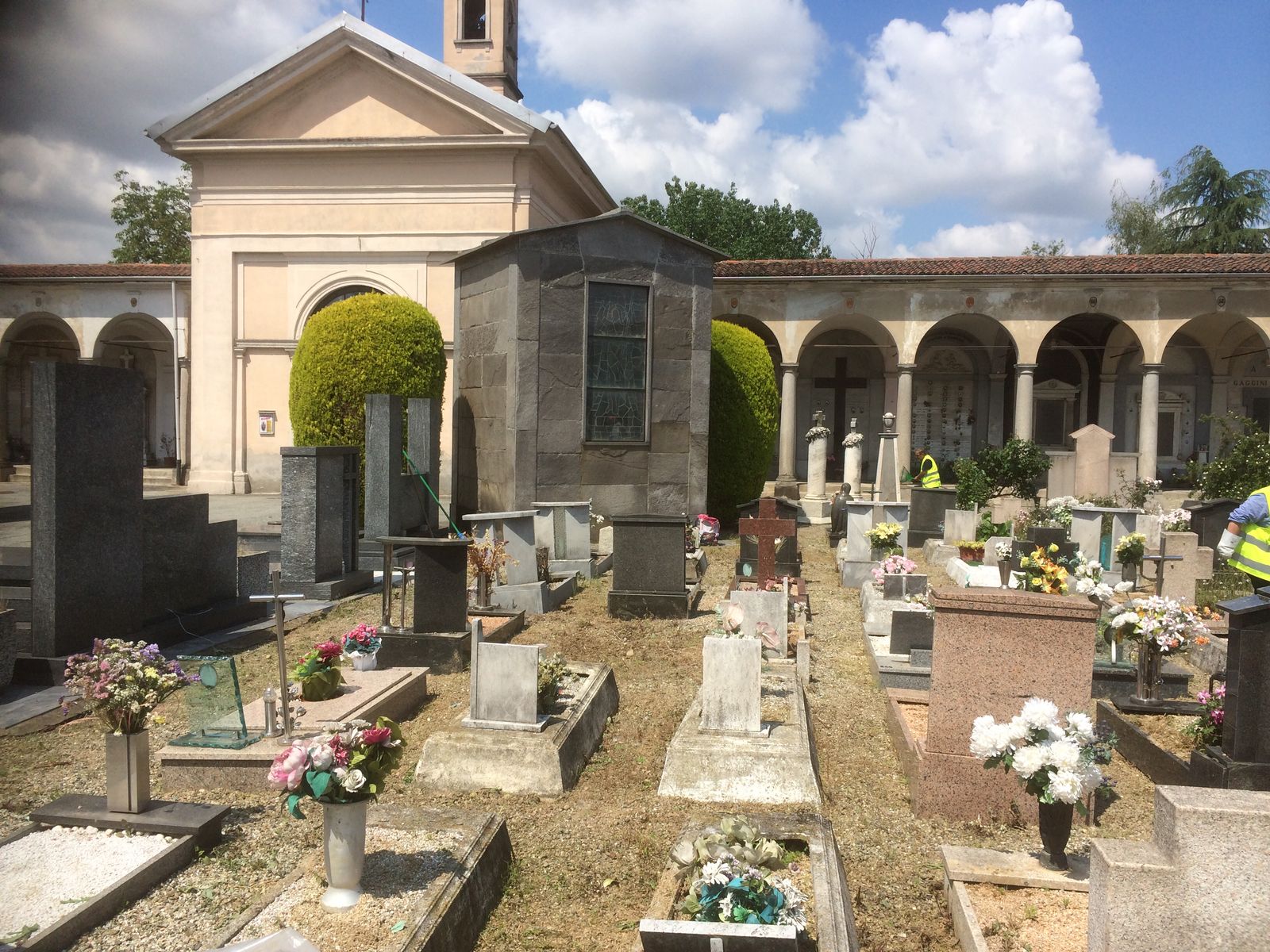 Assa Cimitero urbano1