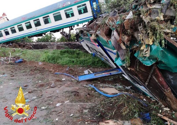 Disastro ferroviario: IL VIDEO SHOCK dell’impatto!