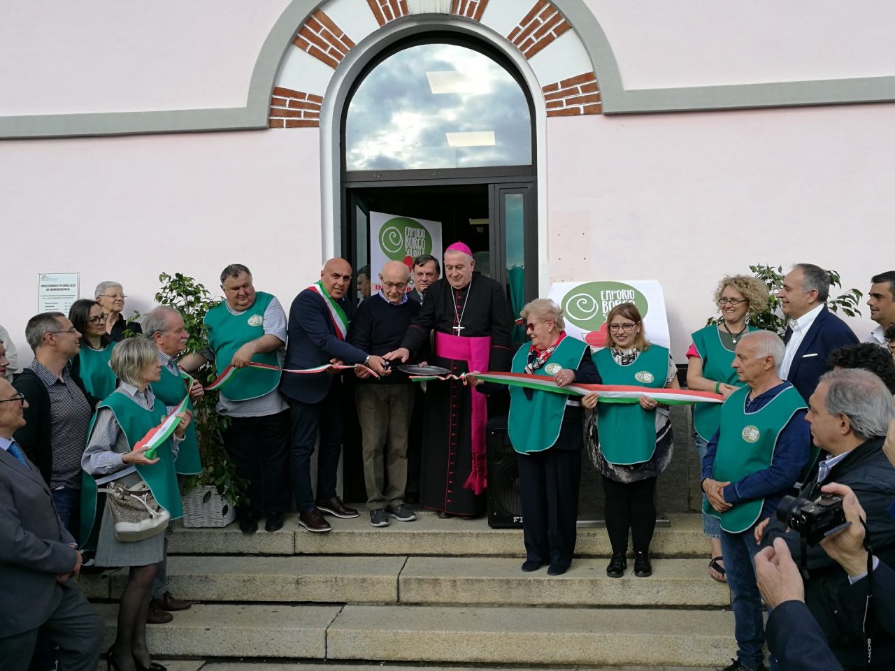 Emporio Borgosolidale inaugurato a Borgomanero