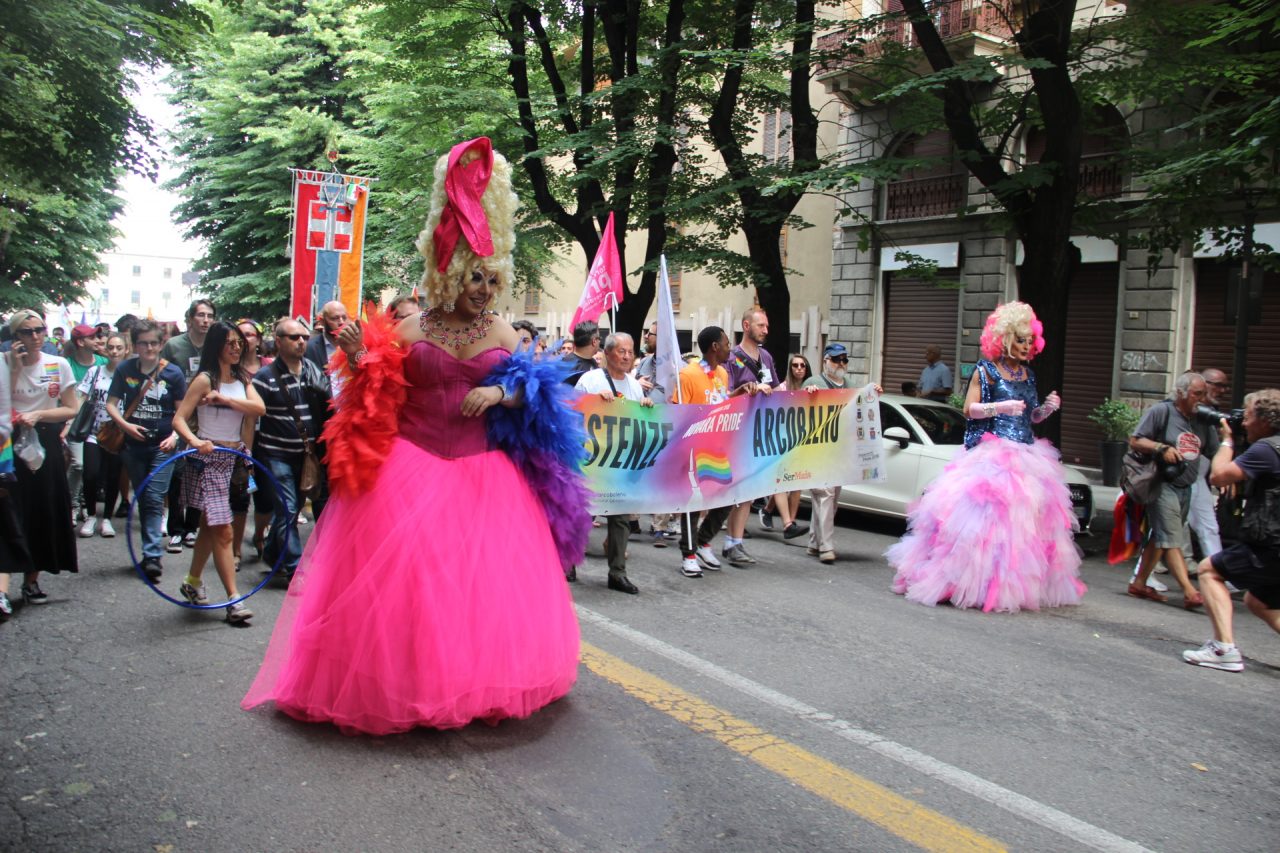 Novara Pride, tantissimi in corteo e in piazza VIDEO FOTOGALLERY