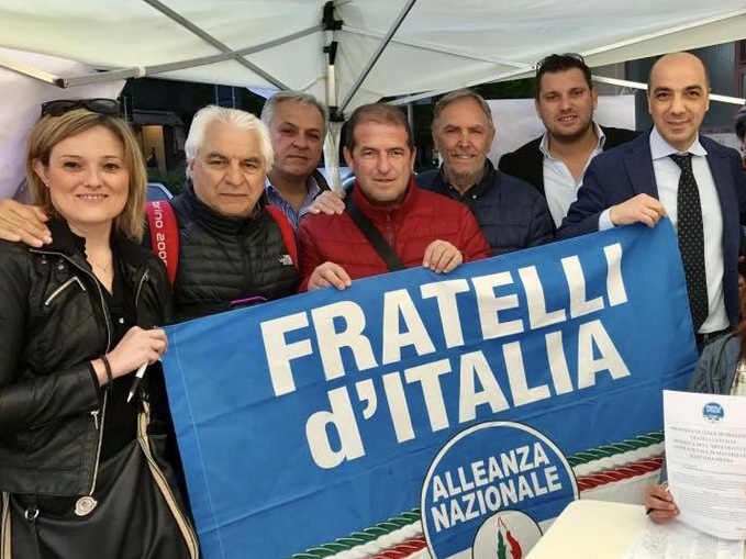 Presidente della Repubblica, partiti pro e contro in piazza a Novara