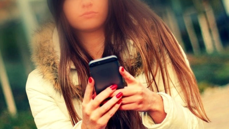 Uomo denuncia la ex per stalking a Borgomanero: lei viene assolta