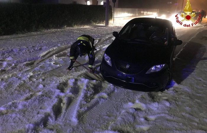 Maltempo serre e coltivazioni distrutte