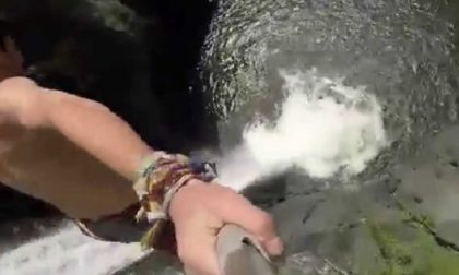 Muore a 20 anni cercando di saltare una cascata