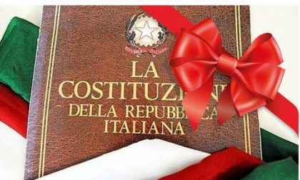 Costituzione omaggio ai 18enni aronesi: chi paga la stampa?
