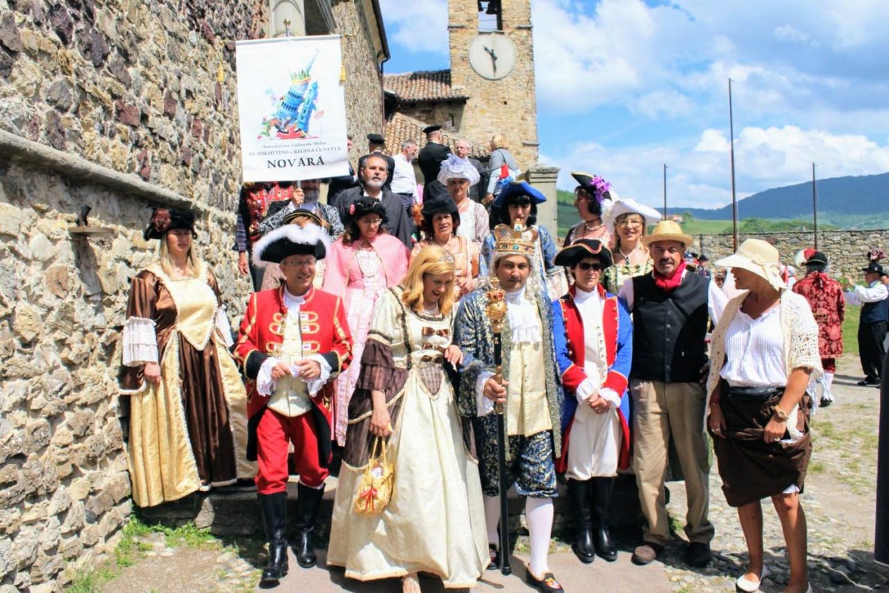 Re Biscottino al raduno delle maschere di Parma