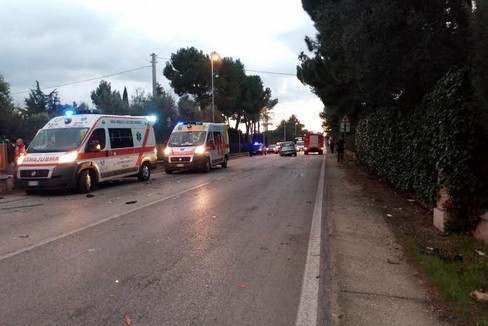 Incidente sulla provinciale con blocco del traffico