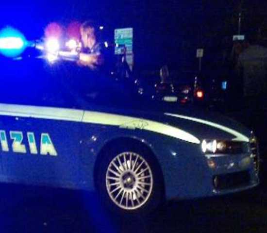 Rissa in piazza Martiri, volano bicchieri