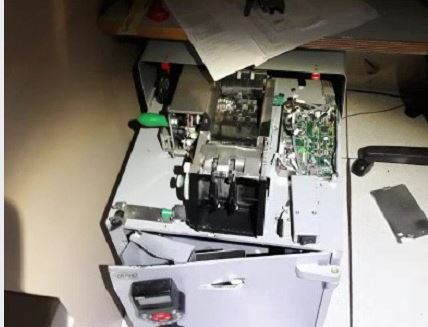 Colpo notturno in agenzia bancaria a Cressa