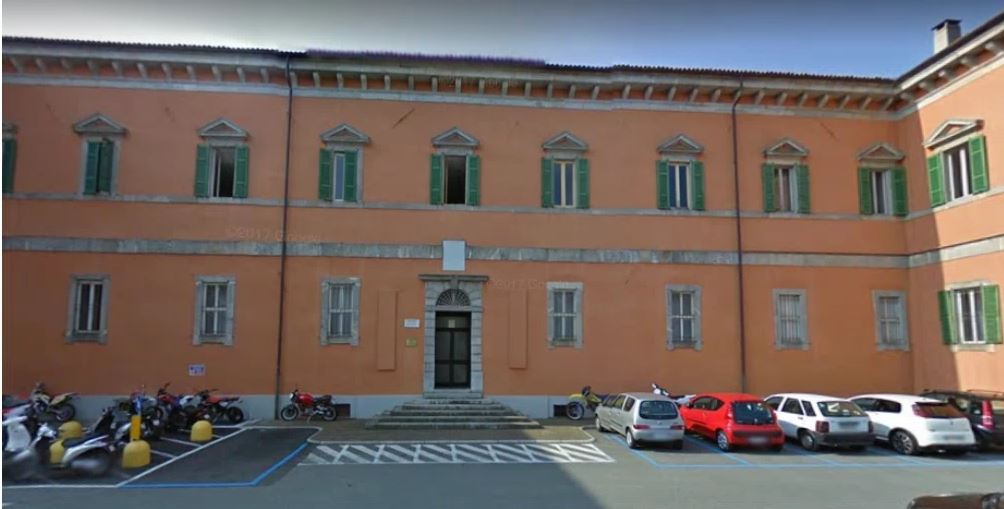 De Filippi chiuso e la pioggia di ricordi ad Arona