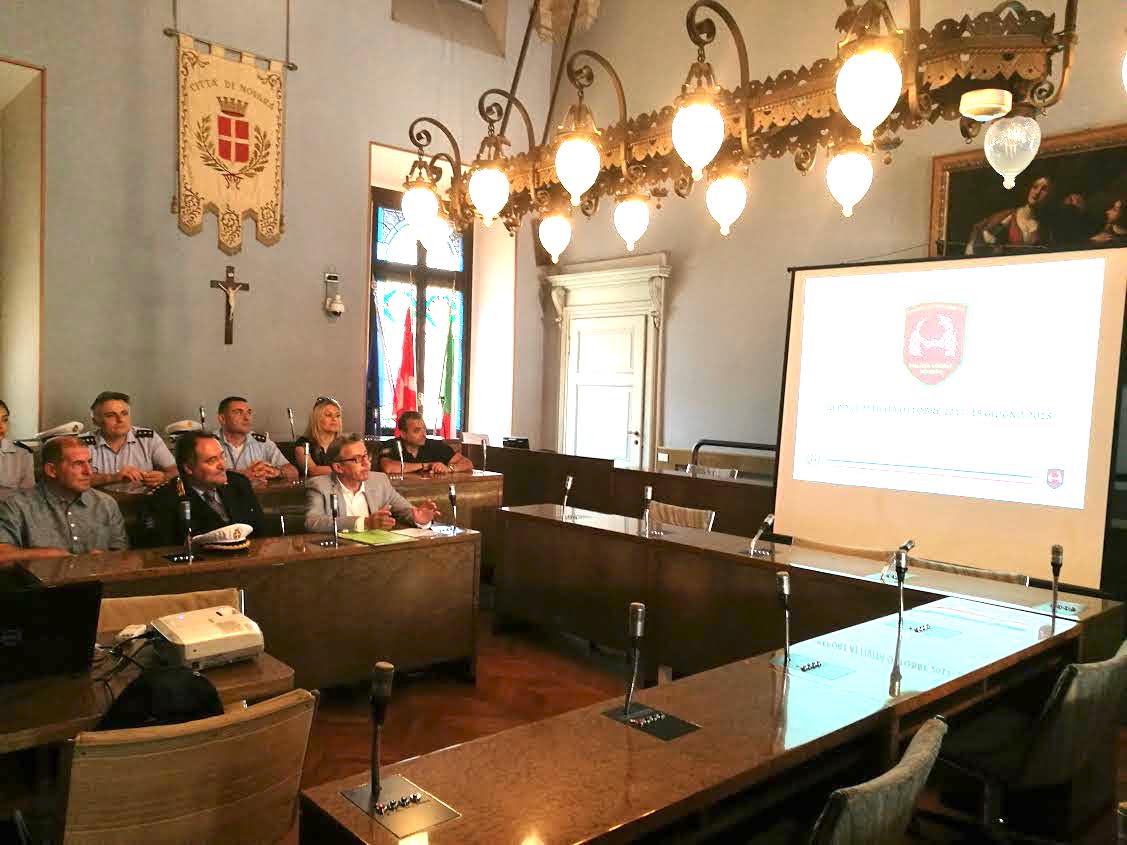 Nucleo di prossimità della Polizia locale di Novara, intensa l’attività in città