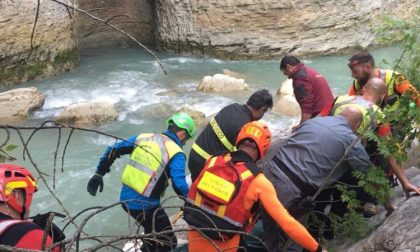 Escursionista annega nel Sessera: caduto mentre faceva foto