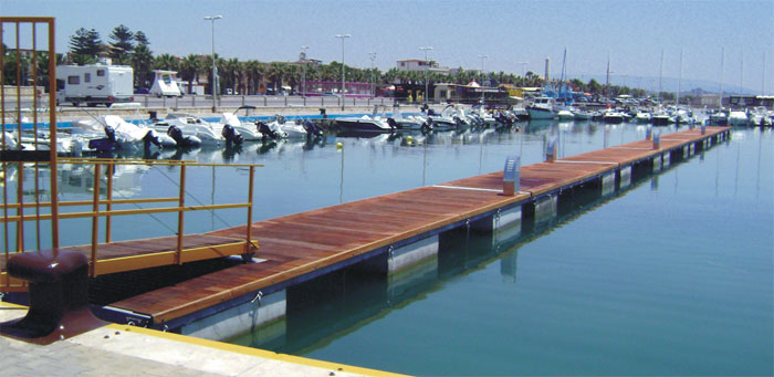 Arona a quando i nuovi attracchi in Punta Vevera?