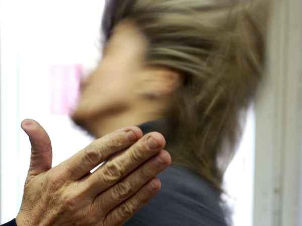 Picchiata per strada da uno sconosciuto: è successo a Legnano