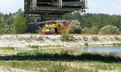 Uomo muore annegato per salvare figlia e nipote di 14 e 9 anni FOTO e VIDEO