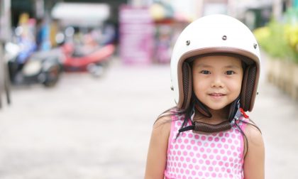 Bambini, come portarli in moto in tutta sicurezza