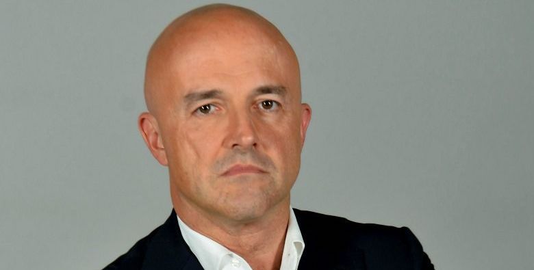 Gianluigi Nuzzi e il lato oscuro del Vaticano