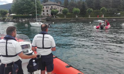 Bagnante disperso nel lago Maggiore: trovato cadavere in serata