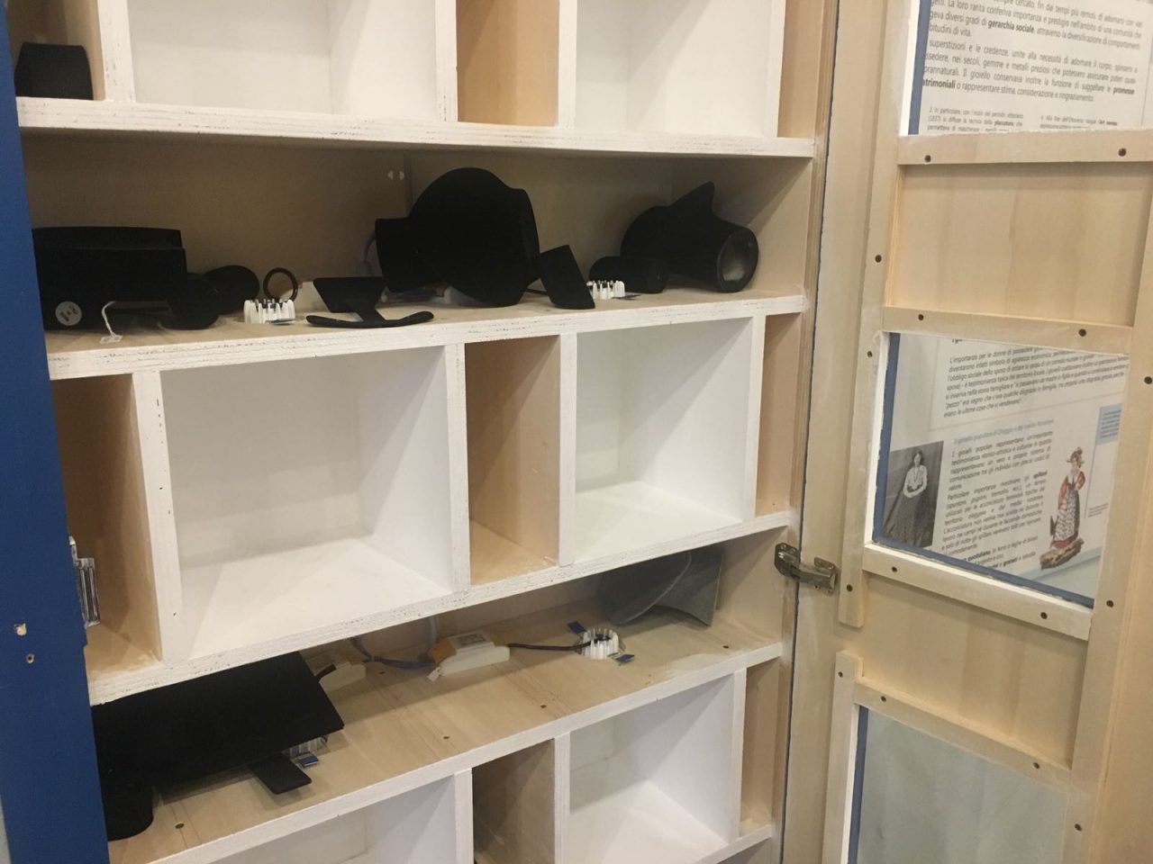 Le polemiche della minoranza di Oleggio dopo il furto al museo