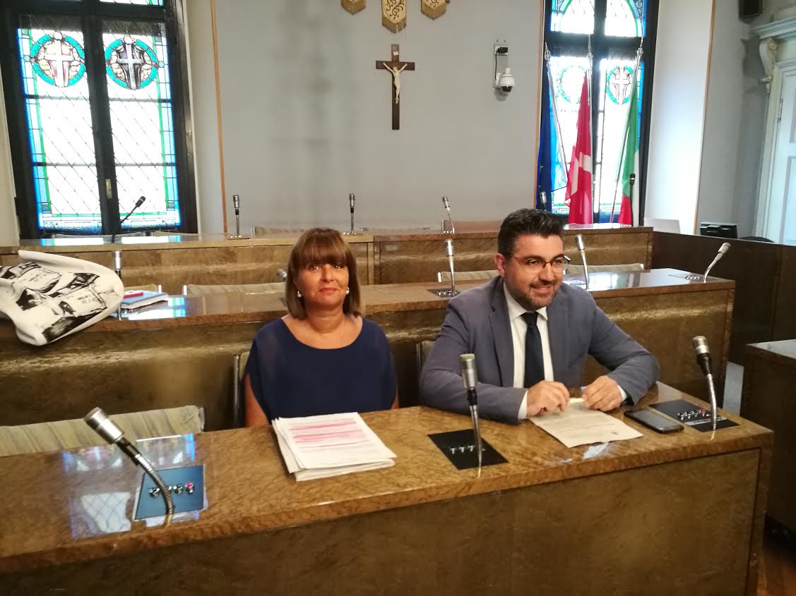 Carta della Famiglia, sconti a chi ha almeno tre figli minori e Isee sotto i 30.000 euro