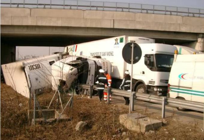 Incidenti con tir, crescono nel Novarese e Vco