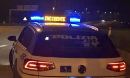 Due incidenti in cinque minuti per un automobilista di Dormelletto