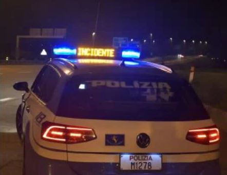 Due incidenti in cinque minuti per un automobilista di Dormelletto