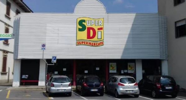Chiudono i supermercati Superdì e Iperdì di Borgomanero e Galliate