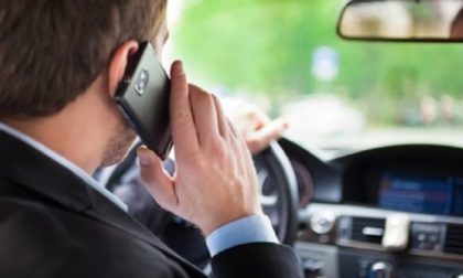 Usa troppo il telefono e gli viene un tumore: Inail costretta a indennità