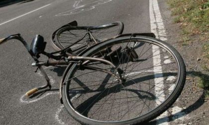 Ciclista investito a Dormelletto: è gravissimo