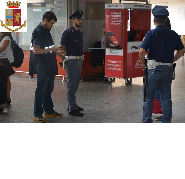 Furto aggravato: denunciati due giovani in stazione