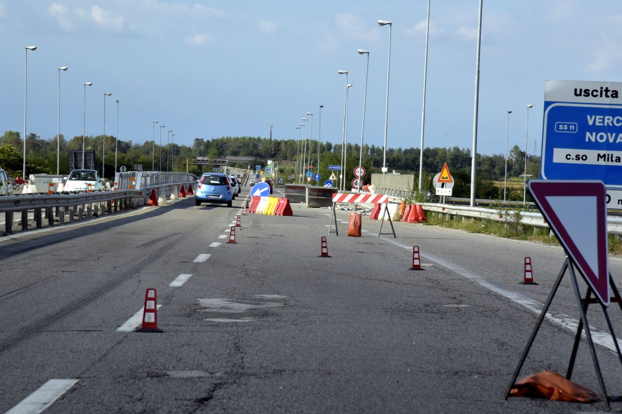 Lavori in tangenziale: corsie chiuse al traffico