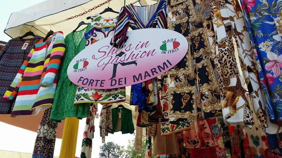 L’originale Consorzio “Gli Ambulanti di Forte dei Marmi” Ad Angera martedì 14 agosto