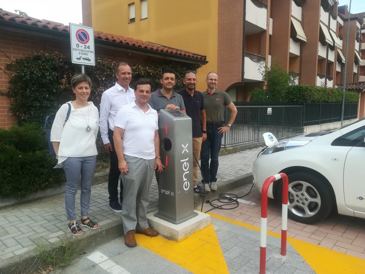 Mobilità alternativa, a Oleggio arrivano le colonnine di ricarica per auto elettriche