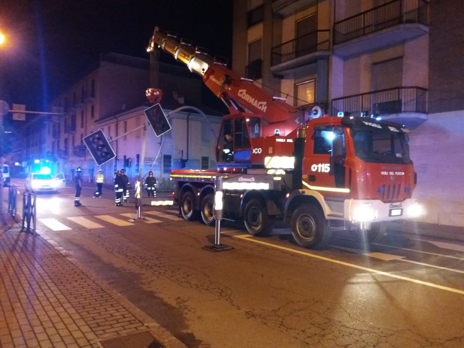 cade semaforo corso risorgimento novara